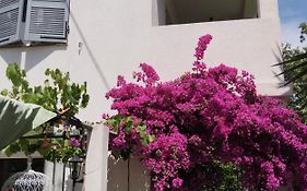 Appartement indépendant dans villa, entre Fréjus et St Raphaël